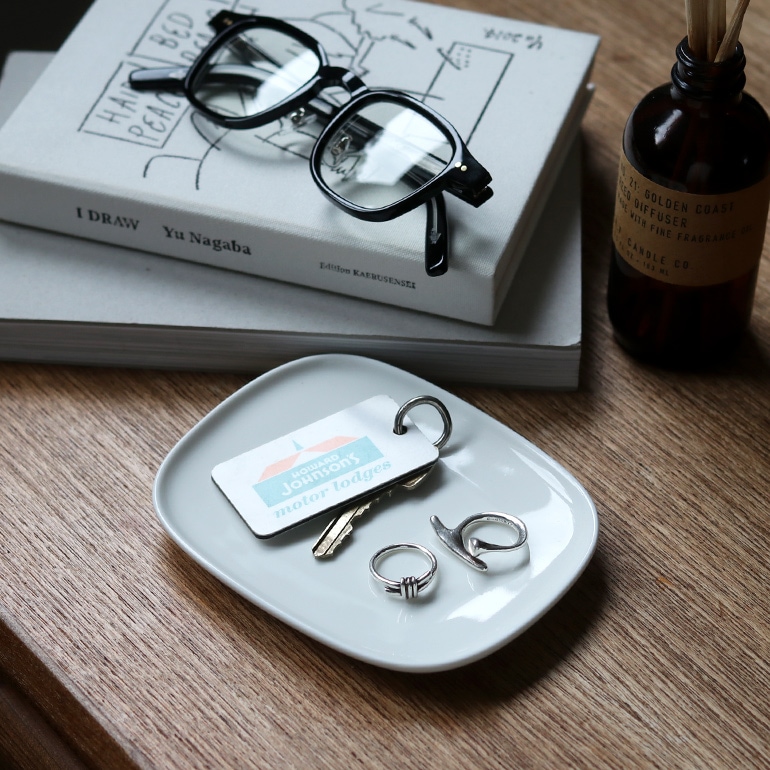 VINTAGE｜デルタ航空 プレート ホワイト (ALESSI社製)