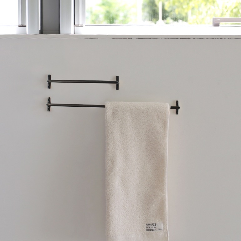 FUTAGAMI フタガミ｜タオルハンガー黒 【ネジ長】小