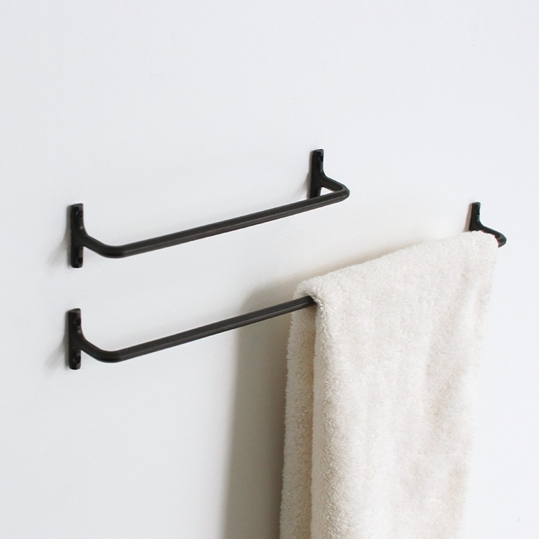 FUTAGAMI フタガミ｜タオルハンガー黒 【ネジ長】小