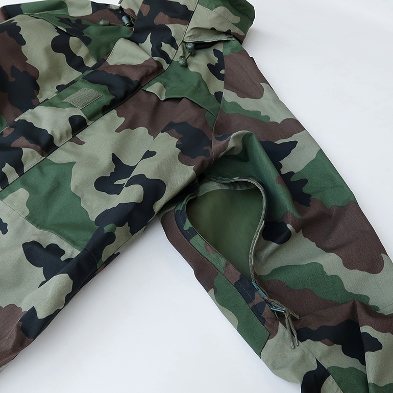 フランス軍 USED 3レイヤーパーカー CCE 