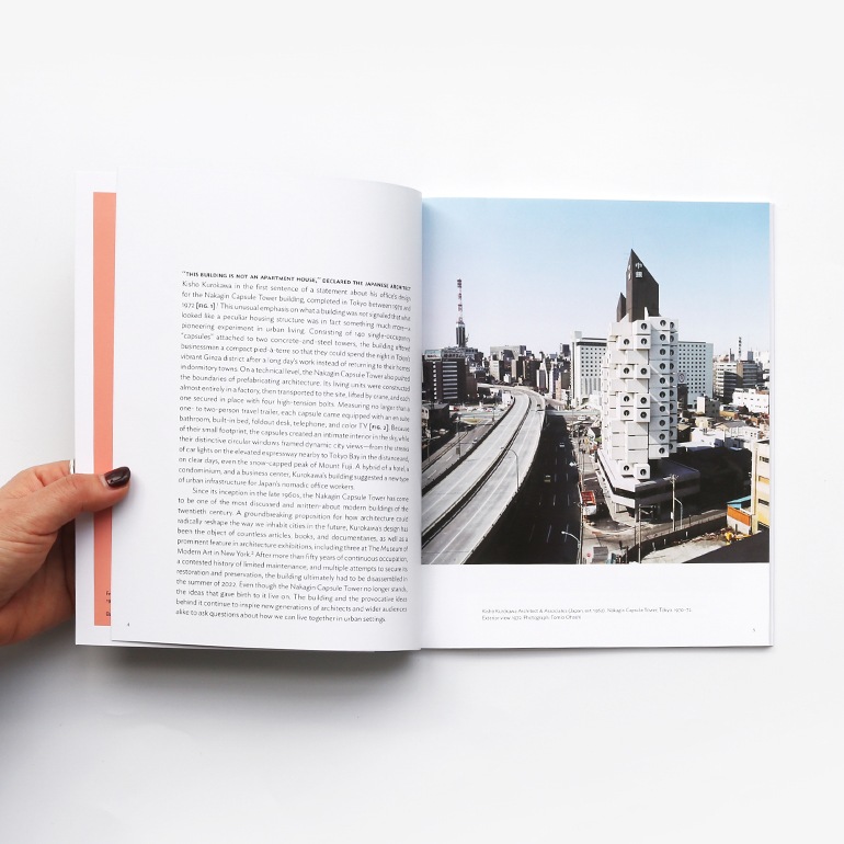 NAKAGIN CAPSULE TOWER by Kisho Kurokawa