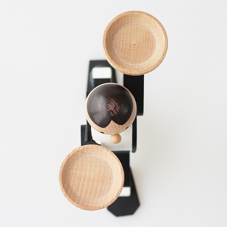 KIKKERLAND キッカーランド｜Don’t Tip The Waiter Stacking Game