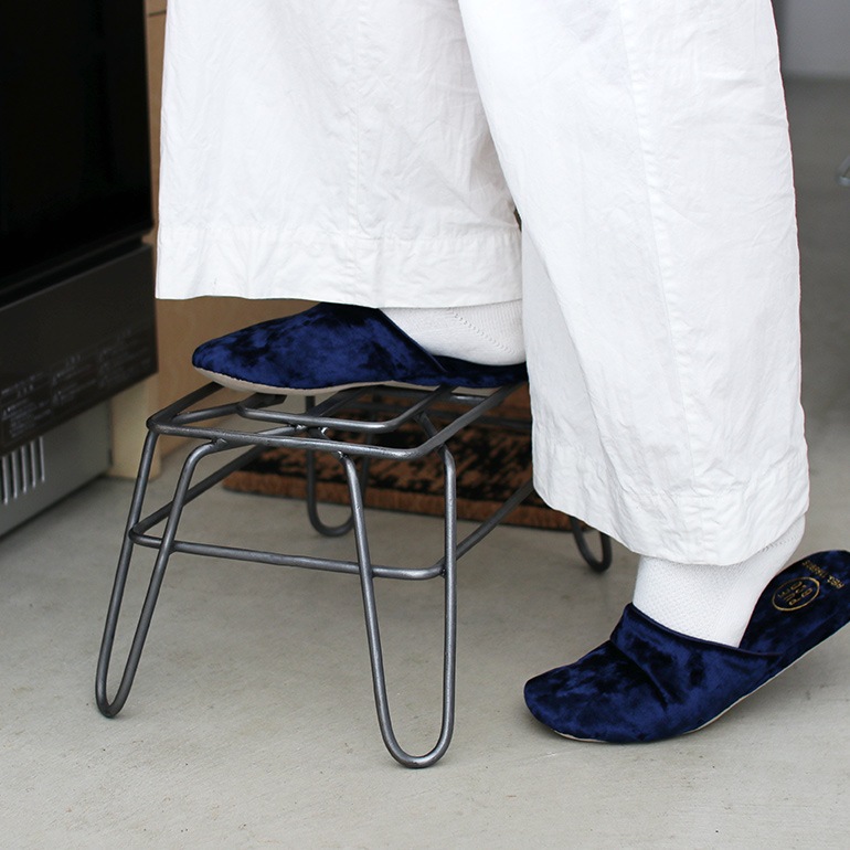 PUEBCO プエブコ｜WIRE STEP STOOL