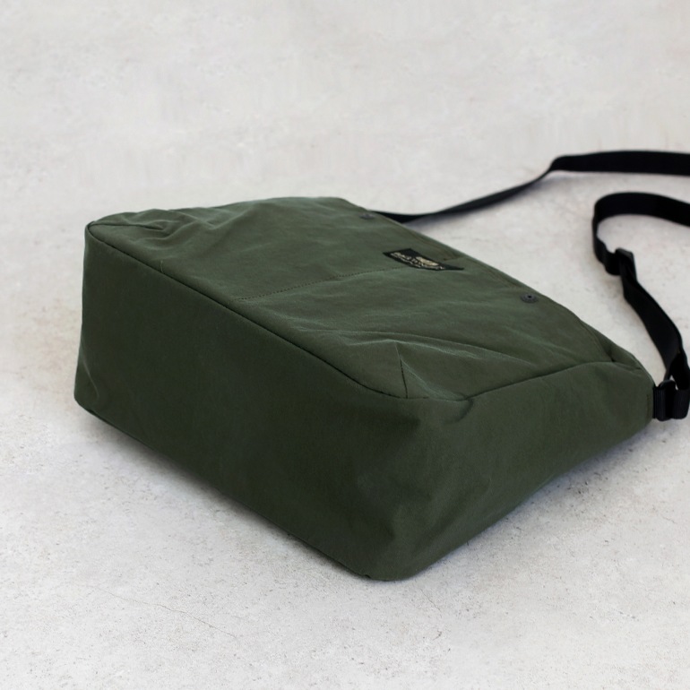 BAGnNOUN バッグンナウン｜POCHETTE 'L' ULTRA LIGHT【全3色】