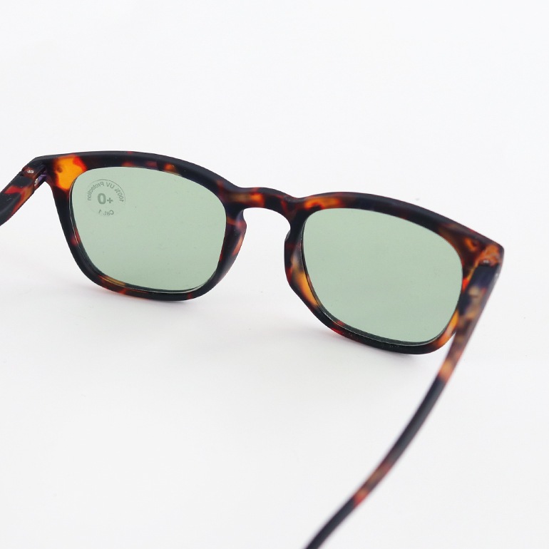 IZIPIZI イジピジ｜SUN LIGHTCOLOR #E　Tortoise(Light green lenses)