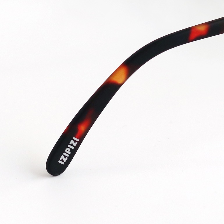 IZIPIZI イジピジ｜SUN LIGHTCOLOR #E　Tortoise(Light green lenses)