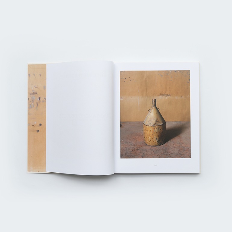 MORANDI'S OBJECTS. THE COMPLETE ARCHIVE OF CASA MORANDI by Joel Meyerowitz