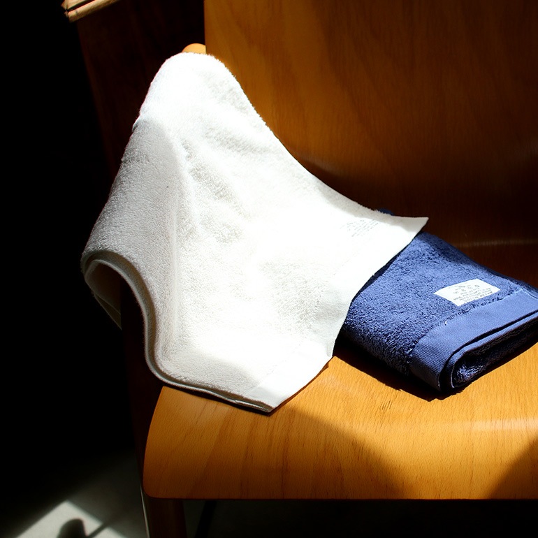 PACIFIC FURNITURE SERVICE パシフィックファニチャーサービス｜オーガニックコットンシャワータオル