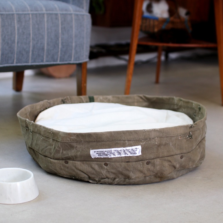 PUEBCO プエブコ｜VINTAGE MATERIAL PET BED COVER φ50 ペットベッド