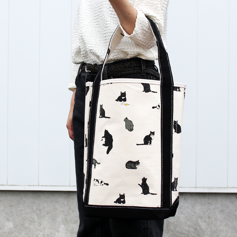 TEMBEA テンベア｜BAGUETTE TOTE MEDIUM　CAT/BLACK