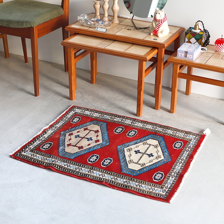 VINTAGE｜Tribal Rug （87×64）