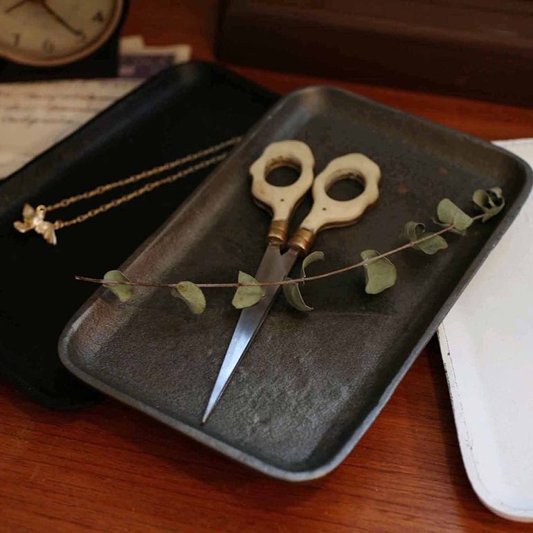 PUEBCO プエブコ｜CAST IRON TRAY