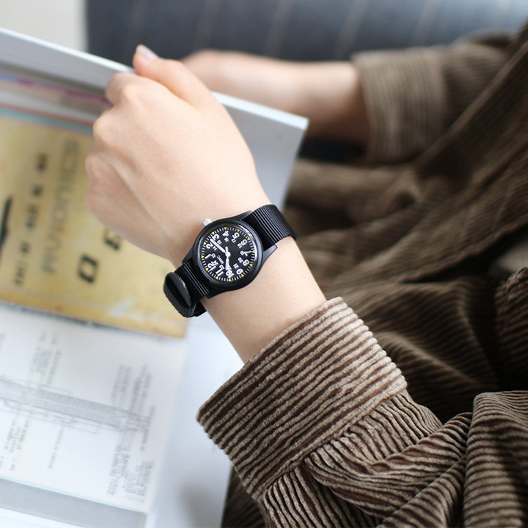 MWC ミリタリーウォッチカンパニー クォーツ 腕時計 MWC ミリタリーウォッチカンパニー｜CLASSIC RANGE QUARTZ WATCH【全2