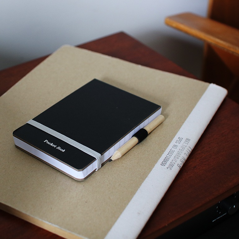 Pukka Pad パッカパッド｜A7 ポケット メモ（エンピツ付き）