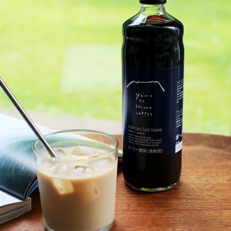ヤマとカワ珈琲店｜カフェオレベース600ml