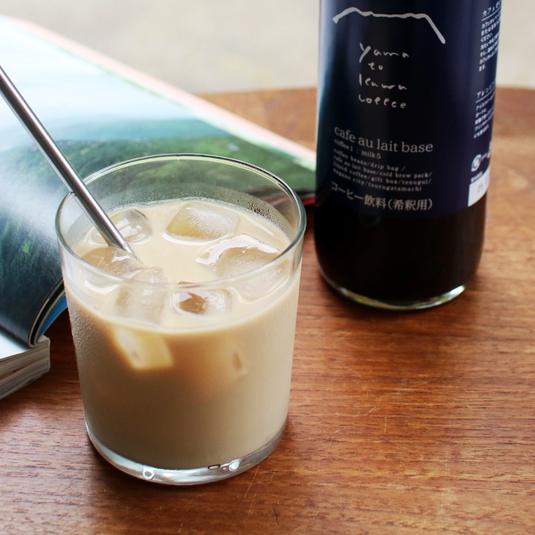 ヤマとカワ珈琲店｜カフェオレベース600ml