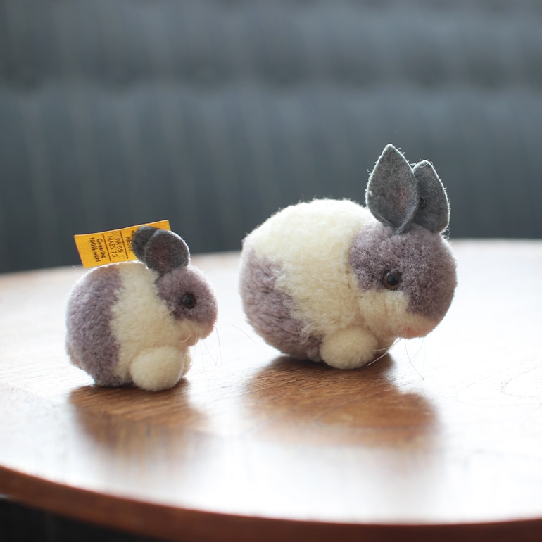 シュタイフ Steiff ポンポンうさぎ ヴィンテージ ぬいぐるみ 白×イエロー シュタイフ Steiff ポンポンうさぎ ヴィンテージ ぬいぐるみ 白