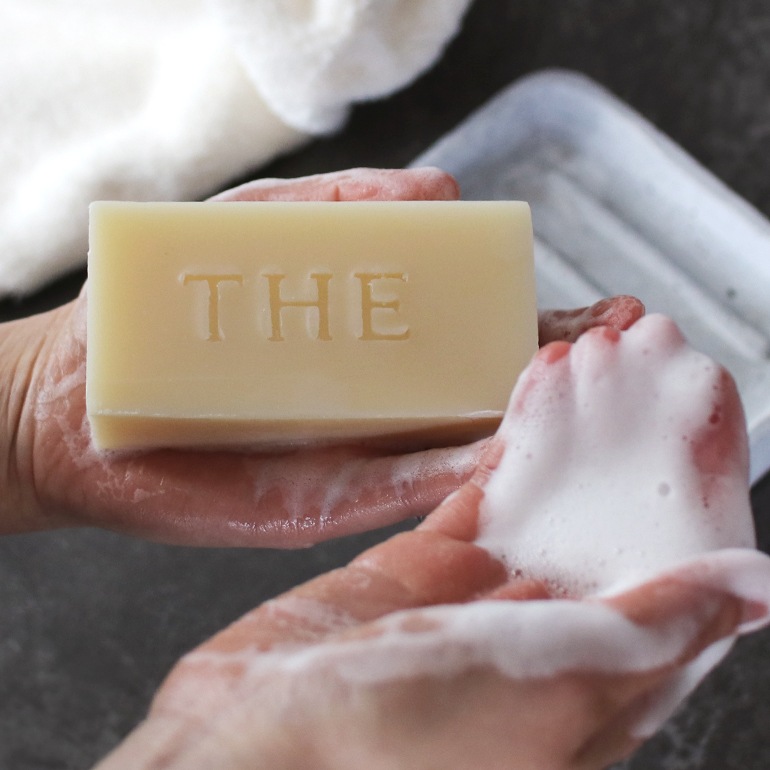 THE ザ｜THE NATURAL MOISTURE SOAP
