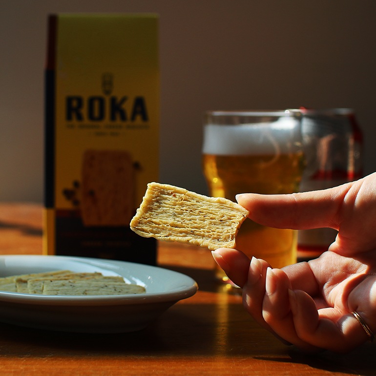ROKA ロカ｜チーズクリスプ チェダー＆ブラックペッパー 70g