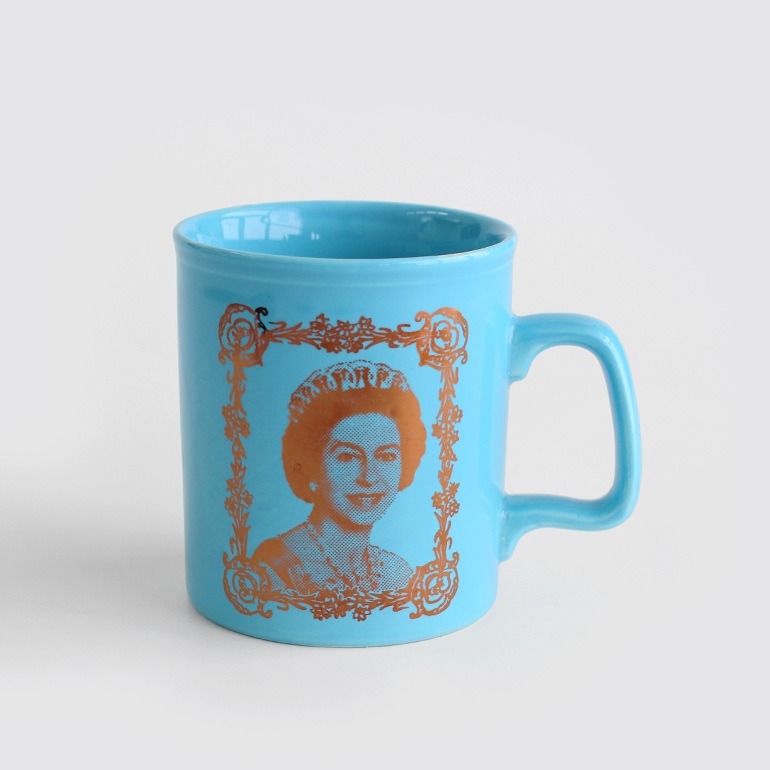 VINTAGE｜Queen Elizabeth SilverJubilee MUG【BLUE】 通販｜DUPON35