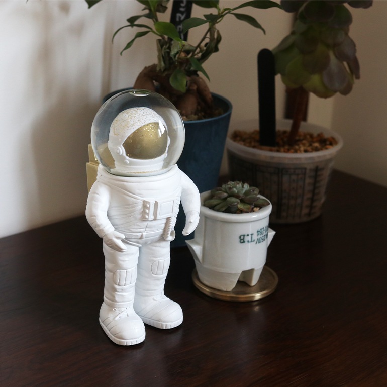DONKEY スノーグローブ 宇宙飛行士 THE ASTRONAUT