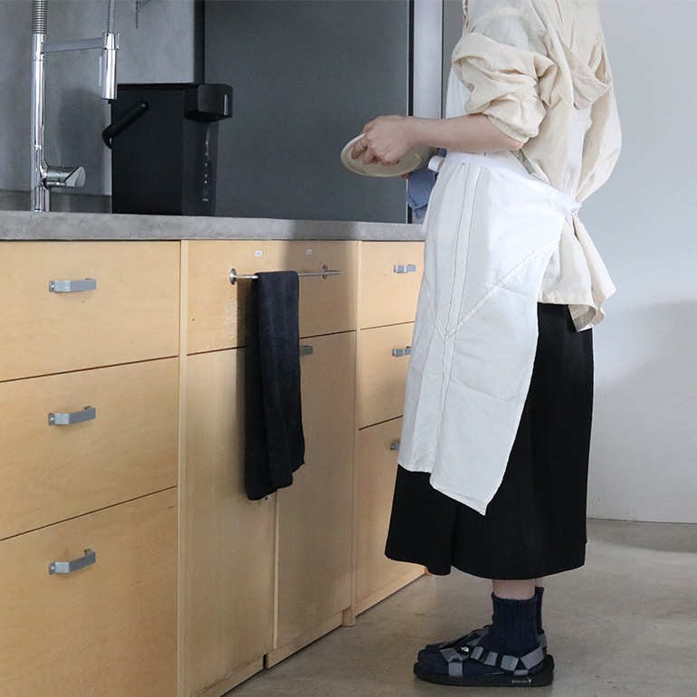 PUEBCO プエブコ｜EXPIRED PARACHUTE MATERIAL STANDARD APRON