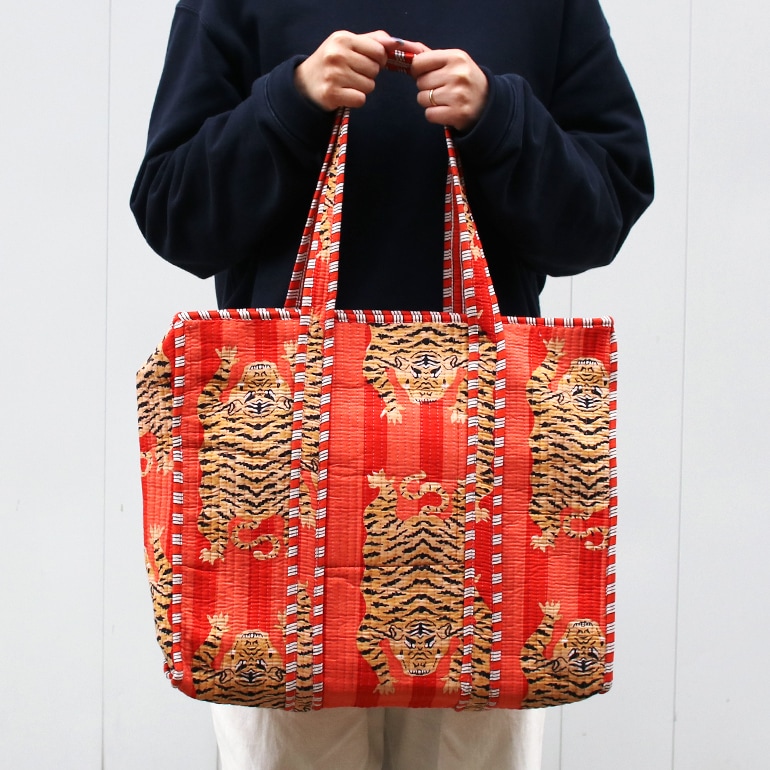 インストゥルメンタル｜TIGER QUILT BAG【全3色】