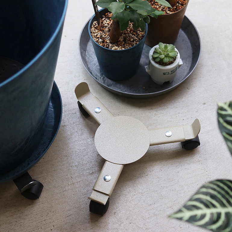 amabro アマブロ｜IRON PLANTER STAND キャスター付きのプランタースタンド