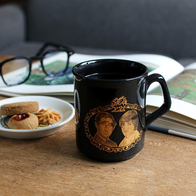 VINTAGE｜Princess Diana＆Prince Charles Royal Wedding MUG【BLACK】