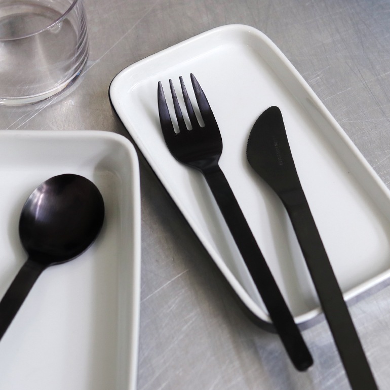 SALUS セイラス｜機内食カトラリー ブラック　ナイフ