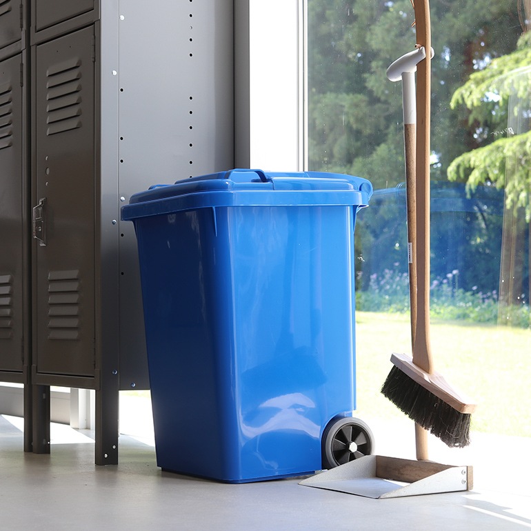 PLASTIC TRASH CAN 45L