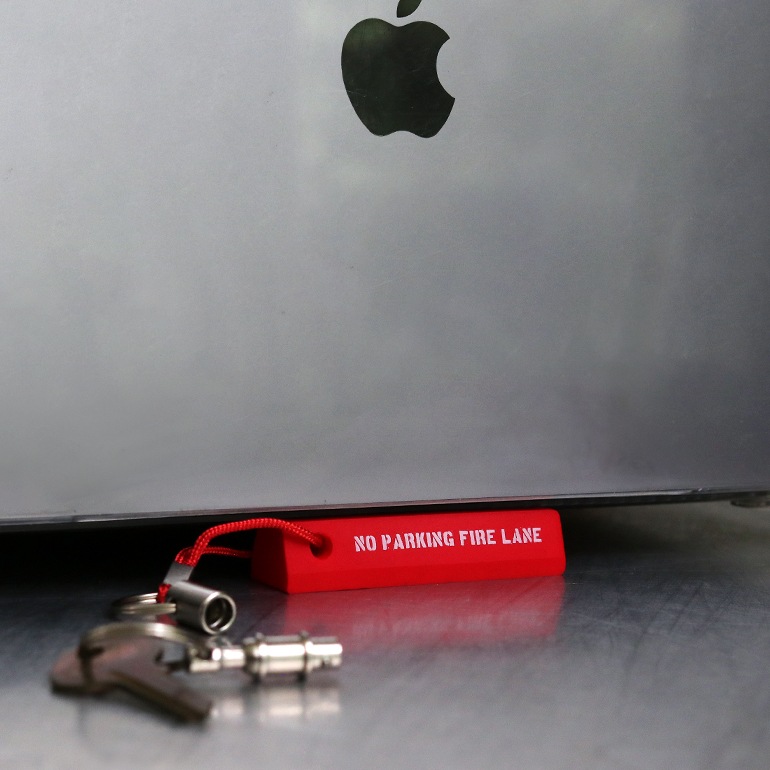 HERE ヒア｜Parking Curb Keyring