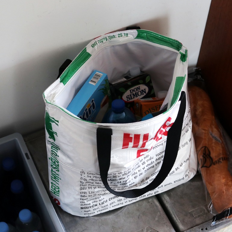 VETLER ベトラー｜アップサイクル 保冷トートバッグ