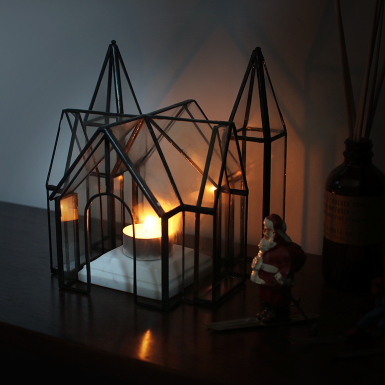 PUEBCO プエブコ｜STAINED GLASS GOTHIC HOUSE