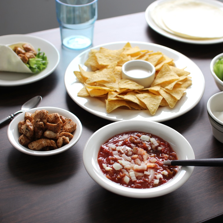 Tuxton タクストン｜Eggshell Shallow Bowl 17cm