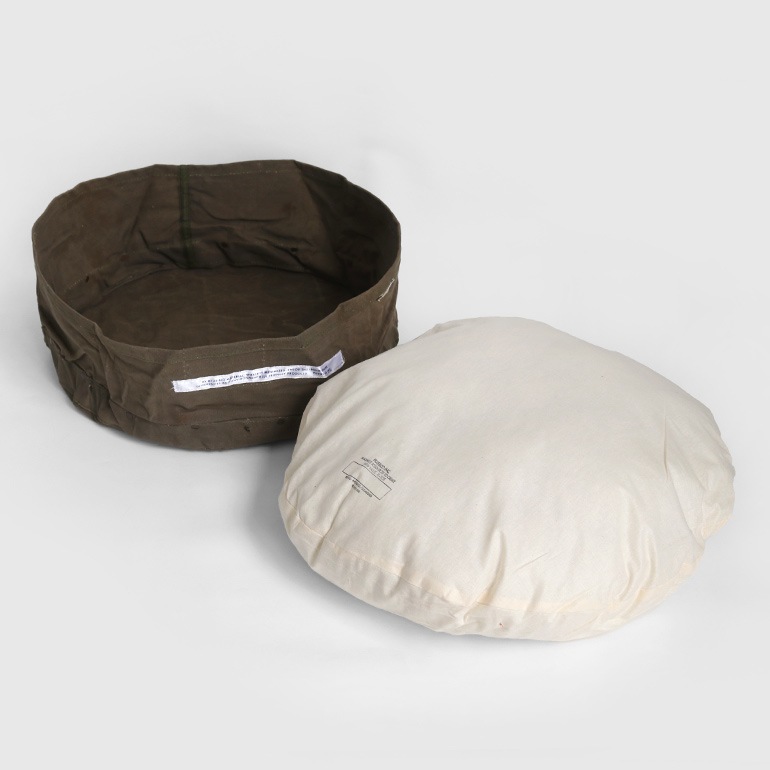PUEBCO プエブコ｜VINTAGE MATERIAL PET BED W/CUSHION / Small ペットベッド