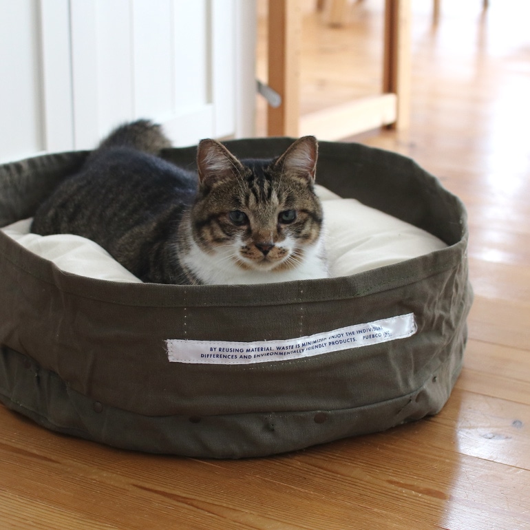PUEBCO プエブコ｜VINTAGE MATERIAL PET BED W/CUSHION / Small ペットベッド