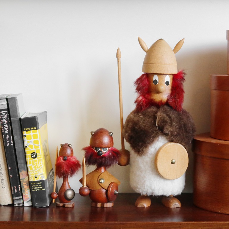 VINTAGE｜DANISH WOODEN VIKING XL