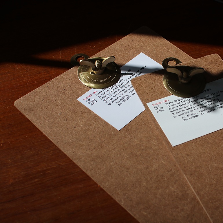 PUEBCO プエブコ｜SCREW CLIPBOARD A4