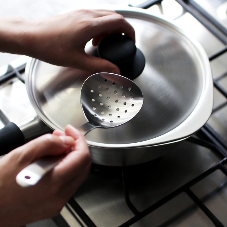 柳宗理 ヤナギ ソウリ｜ステンレスレードル S/スキンマー(穴あきお玉) S