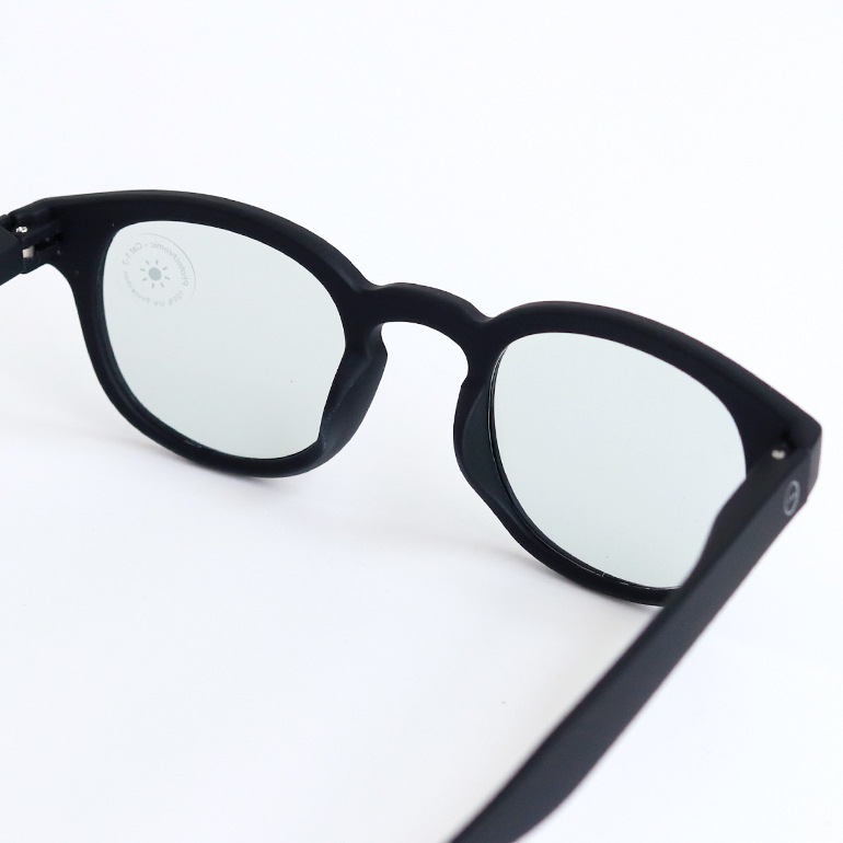 IZIPIZI イジピジ｜SUNLIGHT ADAPTIVE #C (調光レンズ) Black 通販