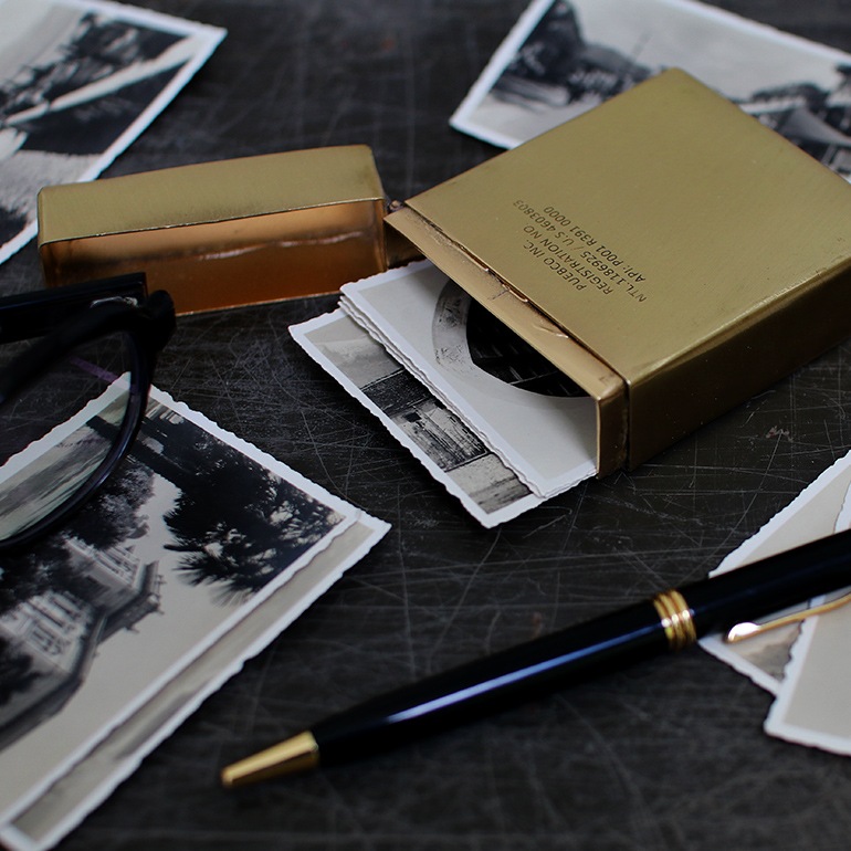 PUEBCO プエブコ｜BRASS PLAYING CARD CASE