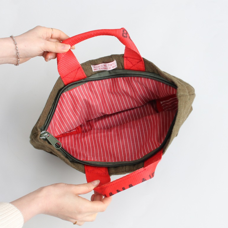 PUEBCO プエブコ｜VINTAGE WOOL GARMENTS ZIP TOTE / Red Lining