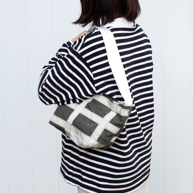 PUEBCO プエブコ｜VINTAGE OLIVE BRAKE PARACHUTE EXTRA SMALL SHOULDER BAG