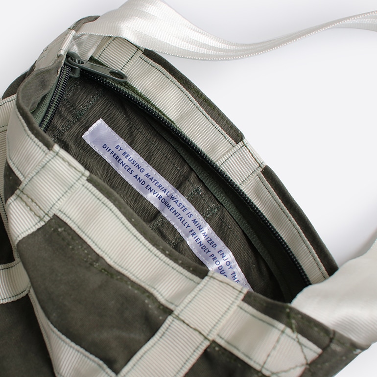 PUEBCO プエブコ｜VINTAGE OLIVE BRAKE PARACHUTE EXTRA SMALL SHOULDER BAG