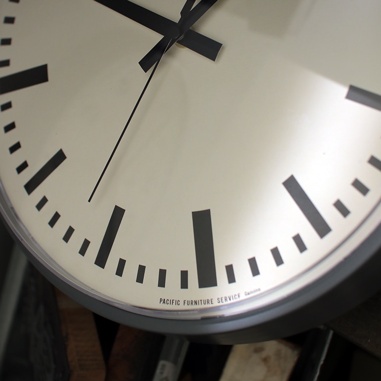 PACIFIC FURNITURE SERVICE パシフィックファニチャーサービス｜E.A. COMBS WALL CLOCK (S)BAR