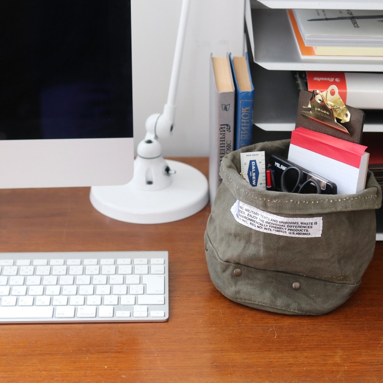 PUEBCO プエブコ｜VINTAGE MATERIAL ORGANIZER WITH RIVET 【Small】