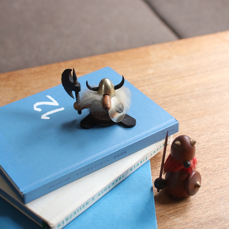 VINTAGE｜DANISH WOODEN VIKING #11