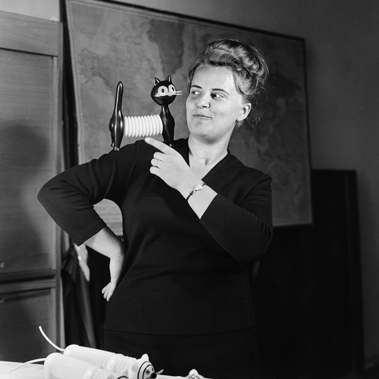 VINTAGE｜Libuše Niklová Tomcat B