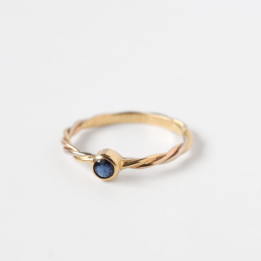 【1990s】Cartier Twisted Sapphire Ring